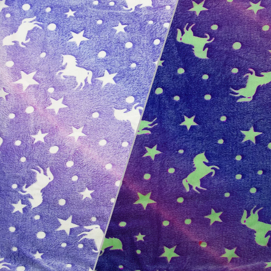varázslatos plüss takaró gyerekeknek, 180x120 cm / sötétban világító, lila varázslatos plüss takaró gyerekeknek, 180x120 cm / sötétban világító, lila