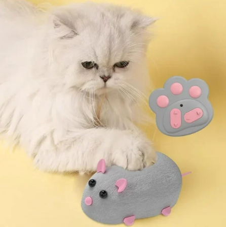 távirányítós kisegér – szórakoztató játék cicáknak távirányítós kisegér – szórakoztató játék cicáknak