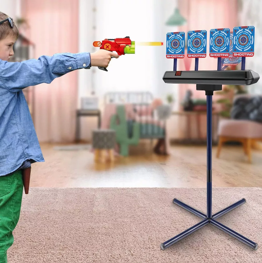 4 részes céltábla eredményjelzővel és játék fegyverrel 4 részes céltábla eredményjelzővel és játék fegyverrel